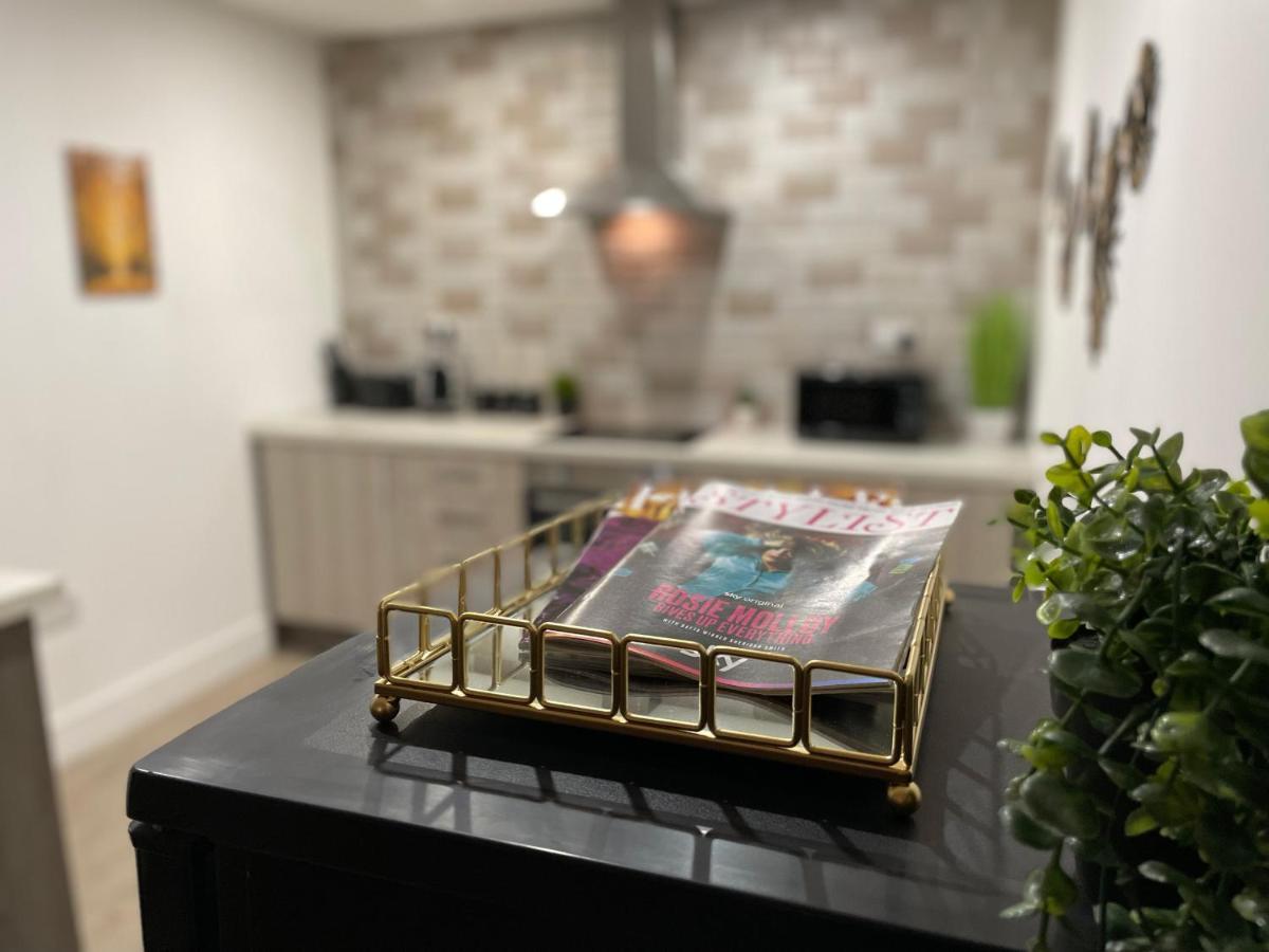 Luxurious 2 Bed Apartment In Heart Of Burnley With Private Parking Exterior foto